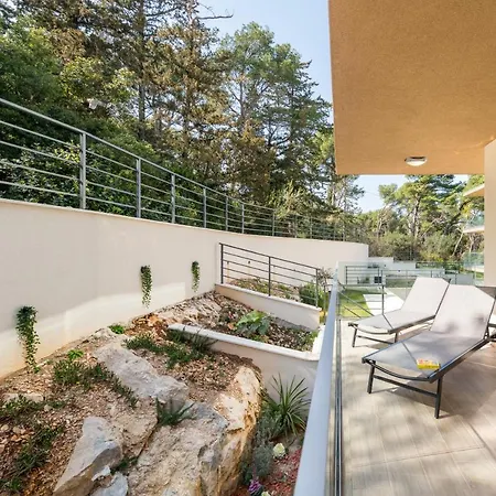 Apartment Luxury Hill *
