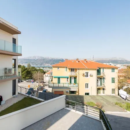 Apartment Luxury Hill *